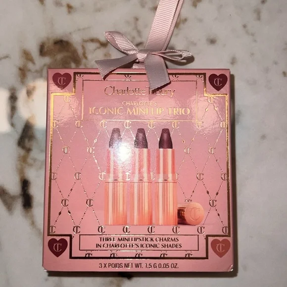 NIB Charlotte Tilbury Bundle - Beauty Light Wand and Iconic Mini Lip Trio
